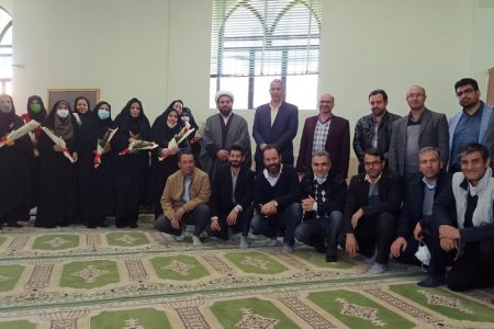 گرامیداشت مقام مادر و روز زن در واحدهای دانشگاه آزاد اسلامی