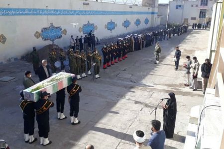 فضای زندان زرند با ورود پیکر مطهر شهید گمنام عطر آگین شد