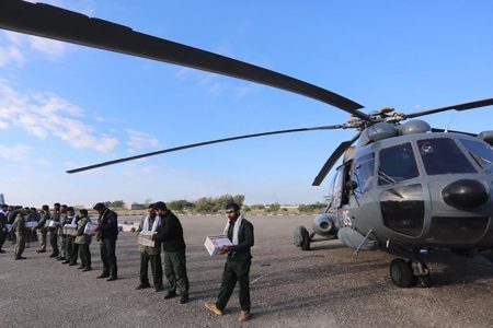 اعزام بالگرد سپاه به مناطق سیل زده جنوب کرمان