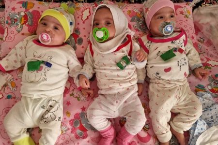 دیدار باخانواده سه قلوهای زرندی