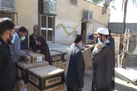 اهدای جهیزیه به زوج های جوان راوری