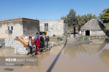 آغاز گندزدایی و میکروب زدایی مناطق سیل زده جنوب کرمان