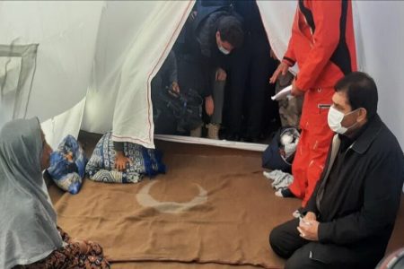 بازدید میدانی معاون اول رییس جمهور از مناطق سیل زده جنوب کرمان