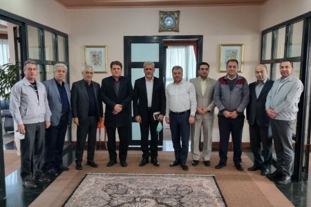 استاندار: صنایع خودروسازی کرمان مورد حمایت دولت قرار می‌گیرد