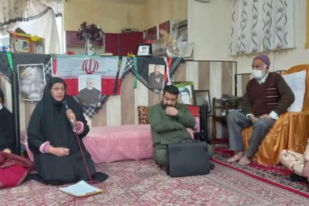 یادواره خانگی شهید علی مومنی وعلی عربپور در ریحانشهر زرند برگزا رشد