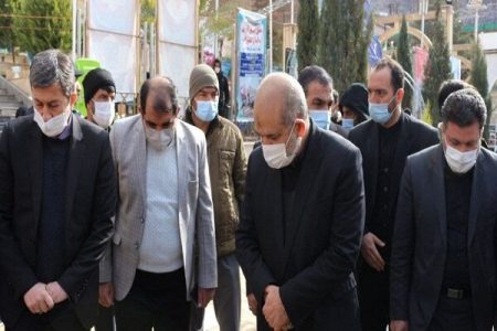 وزیر کشور وارد گلزار شهدای کرمان شد