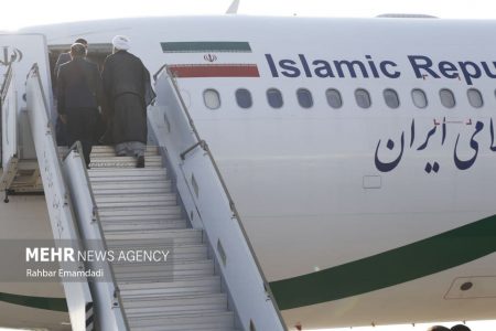 رئیس جمهور جیرفت را به مقصد تهران ترک کرد