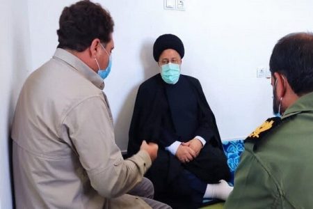 آغاز جلسه مدیریت بحران با حضور رئیس جمهور در روستای سیل زده