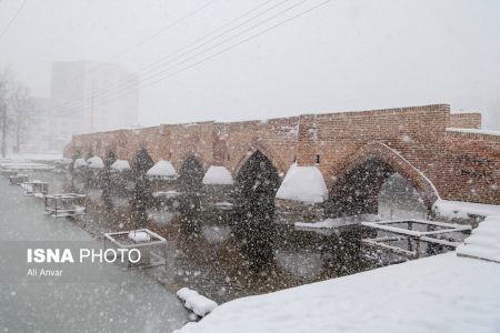 بارش باران و برف در نقاط مختلف کشور/ کاهش دما تا ۱۰ درجه