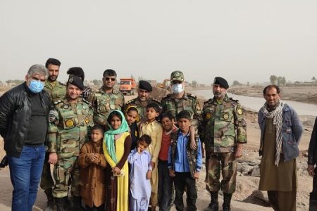 ارتش تا فروکش کردن بحران سیل در کنار مردم جنوب استان کرمان می‌ماند