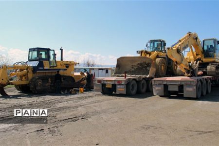 ارسال ماشین‌آلات مهندسی برای کمک به مناطق‌ سیل‌زده کرمان