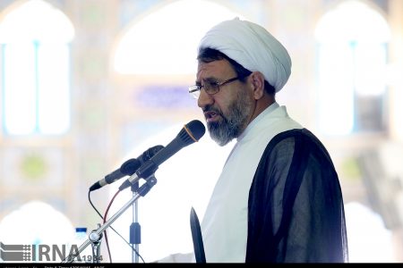 امام جمعه کرمان: سردار سلیمانی جبهه مقاومت را گسترش داد