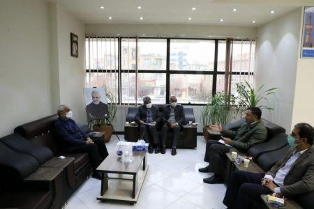 حمایت پروفسور زاهدی از توسعه فروشگاه‌های زنجیره‌ای اتکا در استان کرمان