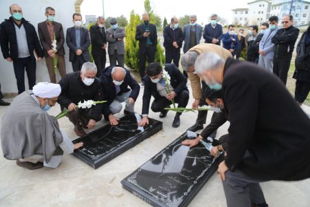 نخستین روز دهه فجر ۱۴۰۰ در واحدهای دانشگاه آزاد اسلامی