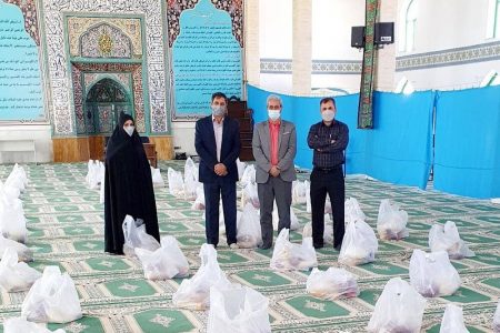 کمک ۲۱۰ میلیون ریالی به سیل‌زدگان جنوب استان کرمان