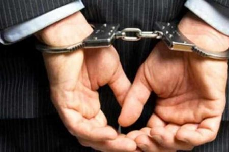 بازداشت یک مسئول شهرداری قلعه‌گنج به اتهام ارتشاء و جعل اسناد