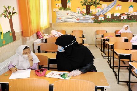 واگذاری نحوه آموزش دانش آموزان به فرمانداران وبخشداران