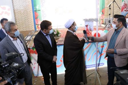 زنگ سالگرد پیروزی انقلاب اسلامی در پنج هزار مدرسه دیار سردار دلها نواخته شد