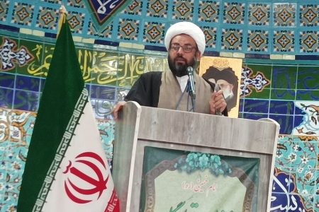 امام جمعه ریگان: حضور مردم سبب ماندگاری انقلاب شده است