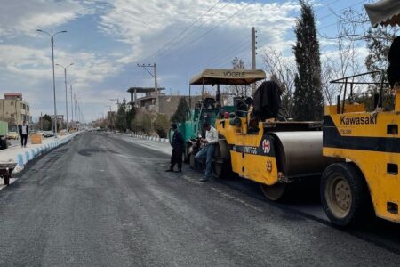 بیش از ۲۰۰ هزار مترمربع از معابر بردسیر آسفالت می‌شود