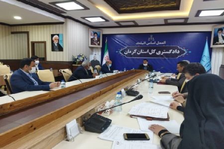 آزادی ۴۳ نفر از زندانیان کرمان به مناسبت دهه فجر