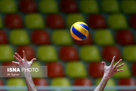 سرمربی تیم والیبال مس رفسنجان: تلاش کردیم نه تبانی/ فشردگی پلی‌آف طبیعی نیست