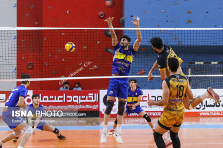 پیروزی دشوار شهداب در پلی‌آف والیبال