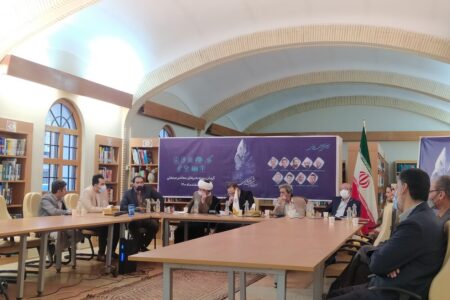 دومین محفل شعرخوانی جشنواره شعر نیکوکاری در کرمان  برگزار شد