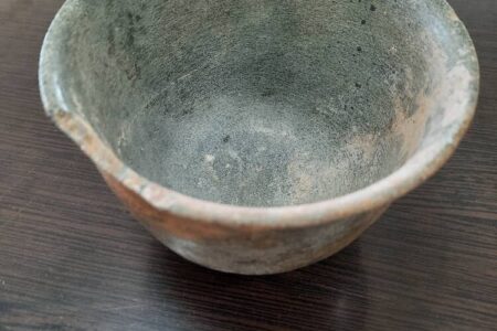 کشف شیء عتیقه مربوط به هزاره سوم پیش از تاریخ در جیرفت