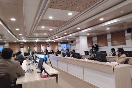 نشست هم‌اندیشی مسئولان قضائی کرمان با دانشجویان برگزار شد