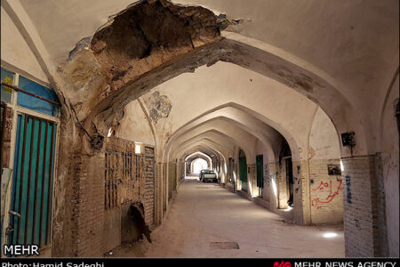 بازار قلعه محمود کرمان احیا شود