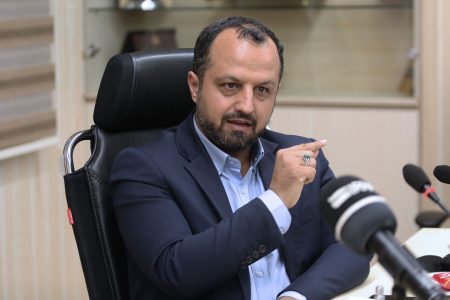 مطالبۀ سپردۀ ۴۰ میلیونی برای پرداخت وام بدون ضامن تخلف است