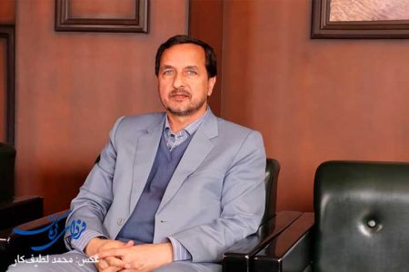 انتقاد از حمایت جزیره‌ای معین‌های اقتصادی در استان