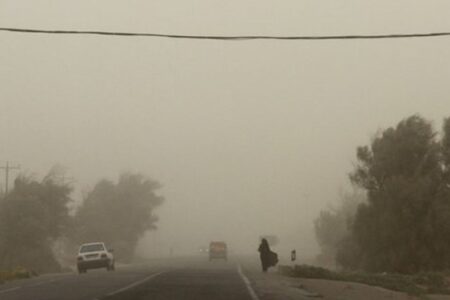 وزش باد شدید همراه با خیزش گرد و خاک در کرمان/ کاهش محسوس دما از پنج شنبه