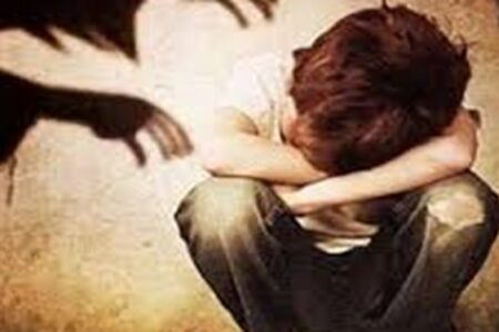 یاری‌رساندن پلیس کوهبنان به ۲ کودک بدسرپرست