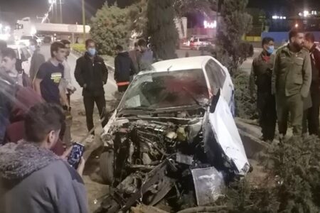 برخورد خودرو با درخت، جان جوان سیرجانی را گرفت