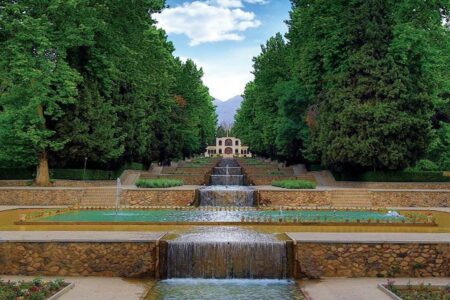 فعالیت ۳۴۸ راهنمای گردشگری در موزه‌ها و اماکن تاریخی کرمان