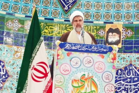خطیب جمعه ریگان: نامگذاری سال‌ها در راستای برطرف شدن مشکلات اقتصادی است 