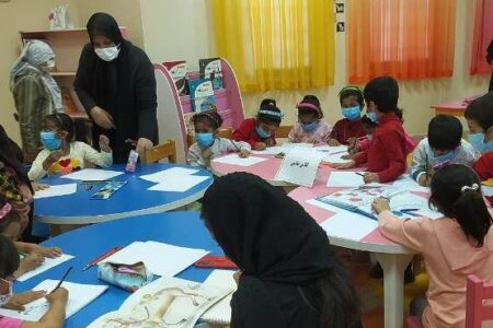 بمی‌ها کتابخانه‌گردی کردند