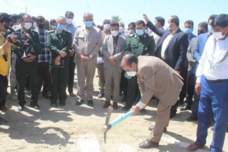 آبرسانی به ۱۰ روستای قلعه‌گنج با همت سپاه آغاز شد