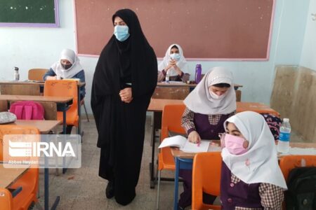 معاون استاندار کرمان: فعالیت مدارس و دانشگاه‌ها از ۱۴ فروردین حضوری می شود