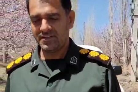 بازدید سرهنگ پاسدار ناصر بهروز فرمانده ناحیه مقاومت بسیج سپاه شهرستان جیرفت از پروژه آبرسانی در روستای بابکیکی