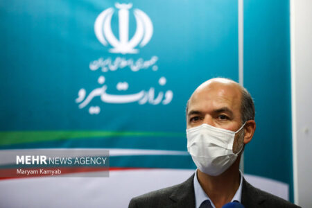 تلاش برای جبران فاصله برق تولیدی و تقاضا تا تابستان ۱۴۰۱