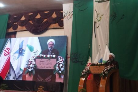 اختتامیه نخستین جشنواره ملی «شعر سرو» برگزار شد