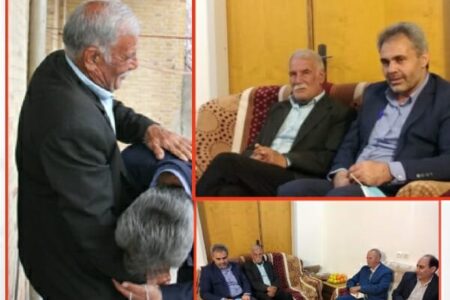 بوسه مدیرکل آموزش و پرورش استان کرمان بر دست معلم دوره دبیرستان خود