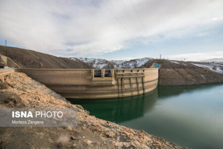 نزدیک به نیمی از ظرفیت سدهای کرمان خالی است