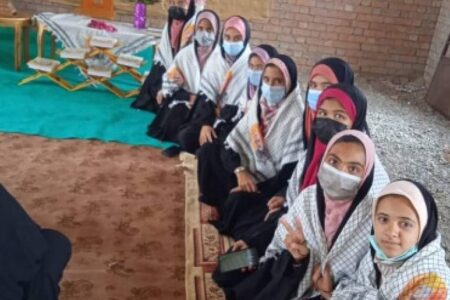 تقدیر از حافظان قرآنی روستای عزیز آباد عنبرآباد