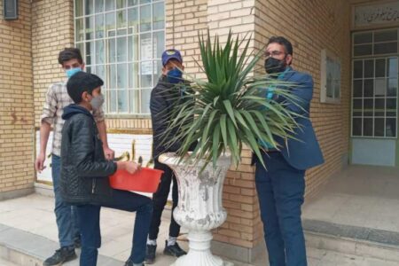 چندین نهال درخت به  یاد شهدا در شهرستان کوهبنان کاشته شد