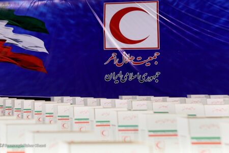 توزیع ۲۶۲۵ بسته غذایی بین خانواده‌های نیازمند در ایام نوروز