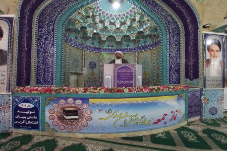 دشمنان با ایجاد اختلاف بین شیعه و سنی به دنبال تضعیف ایران هستند